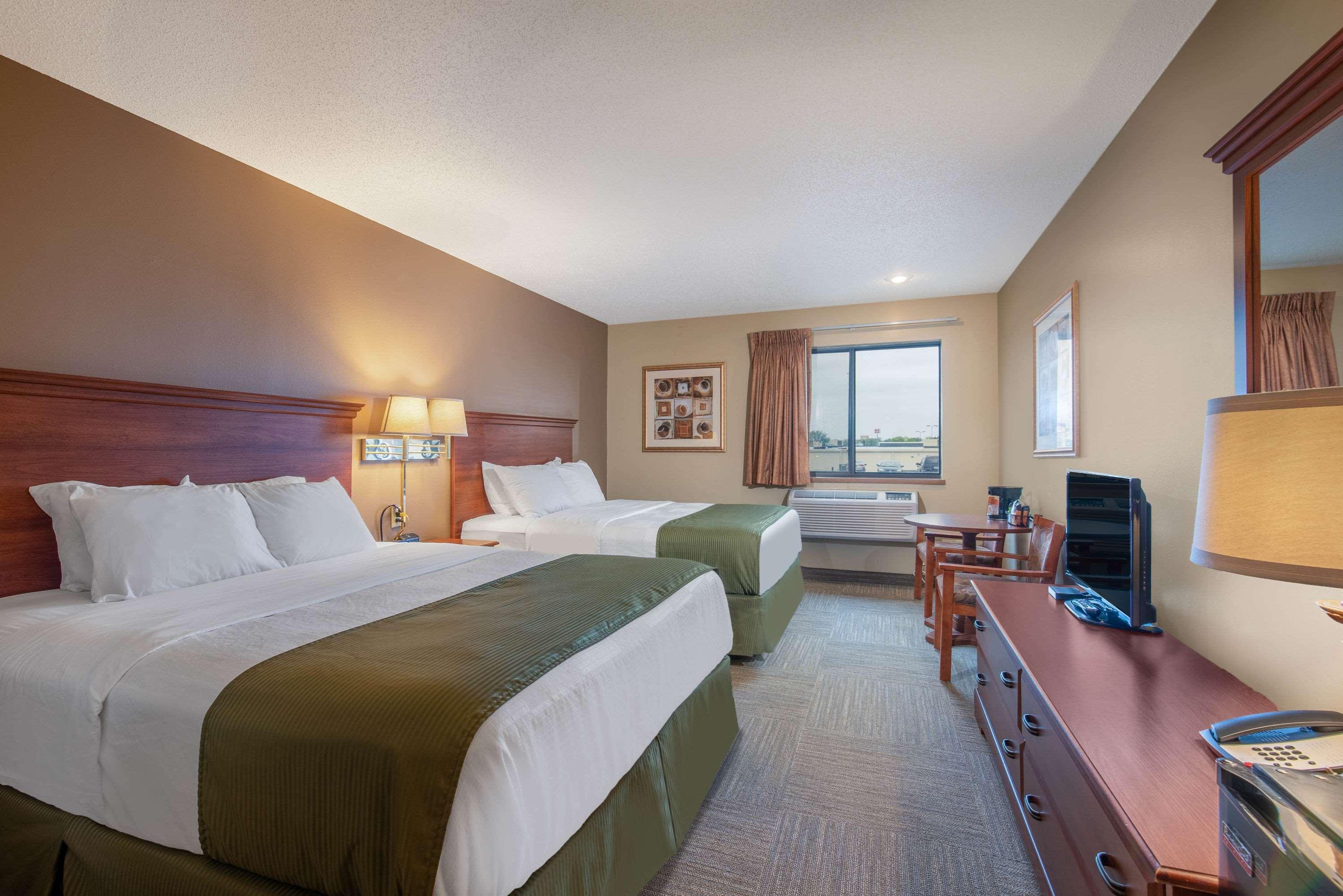 Days Inn By Wyndham Mitchell Sd Экстерьер фото
