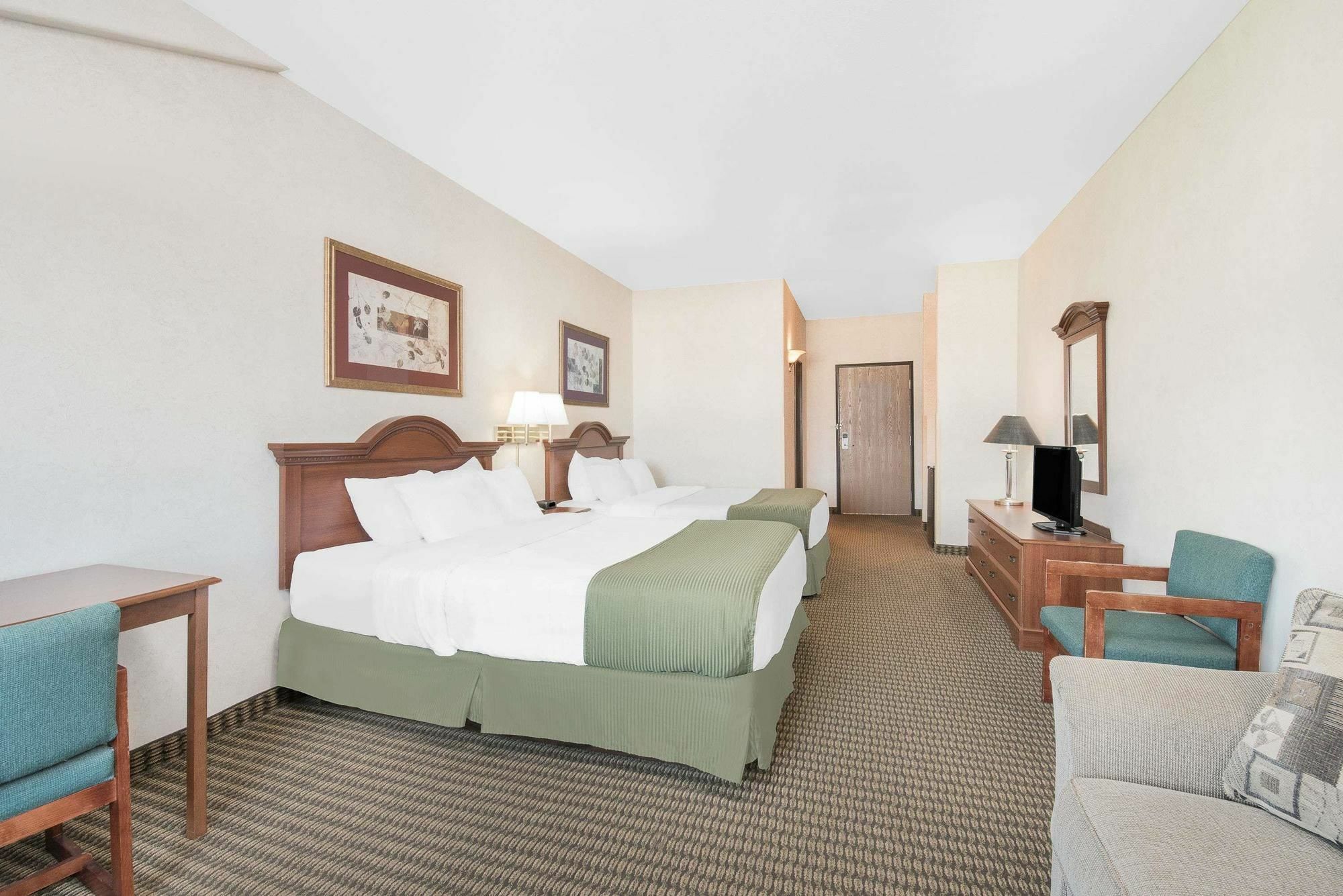 Days Inn By Wyndham Mitchell Sd Экстерьер фото