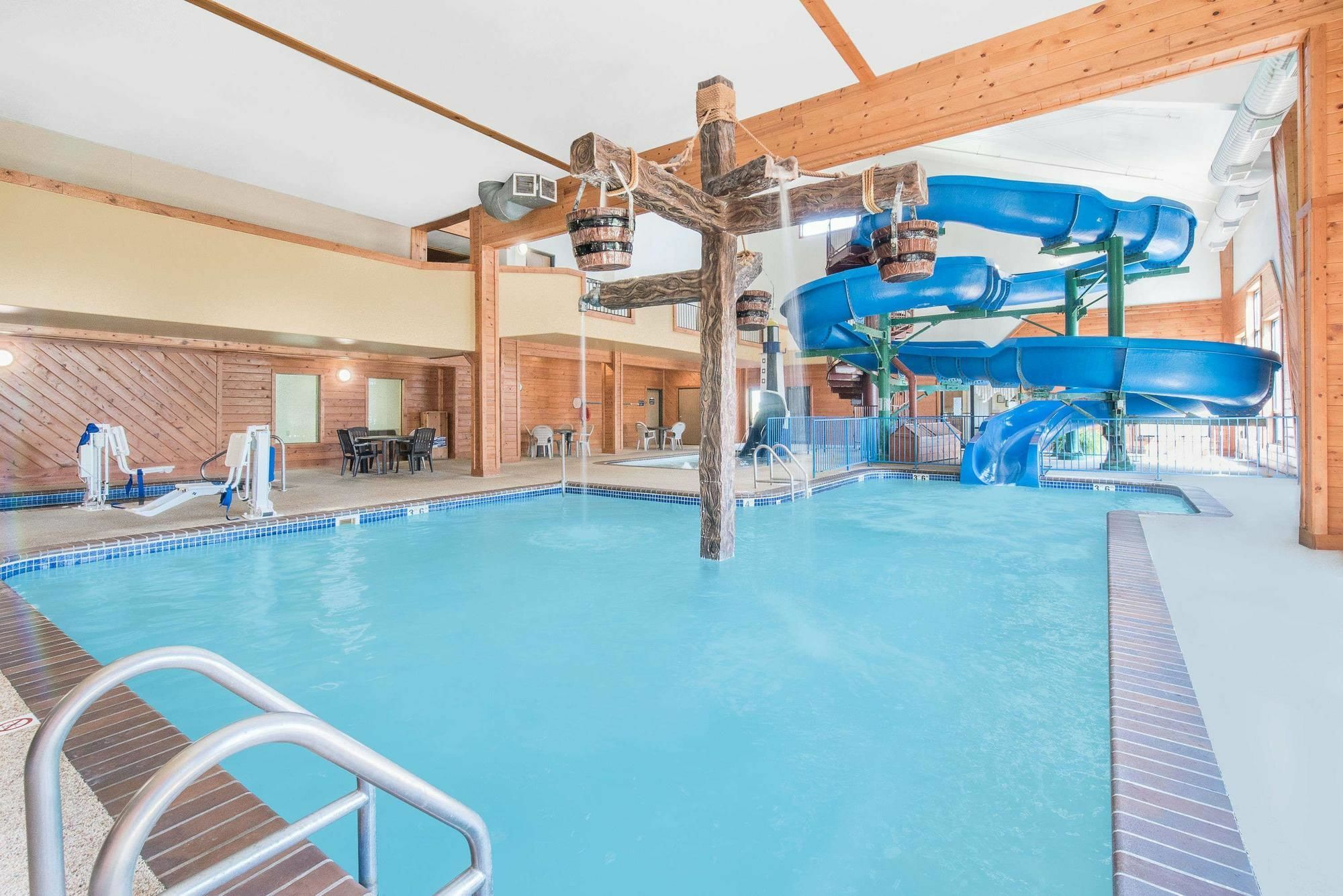 Days Inn By Wyndham Mitchell Sd Экстерьер фото